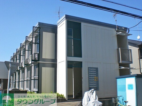 レオパレスルミエールの物件外観写真